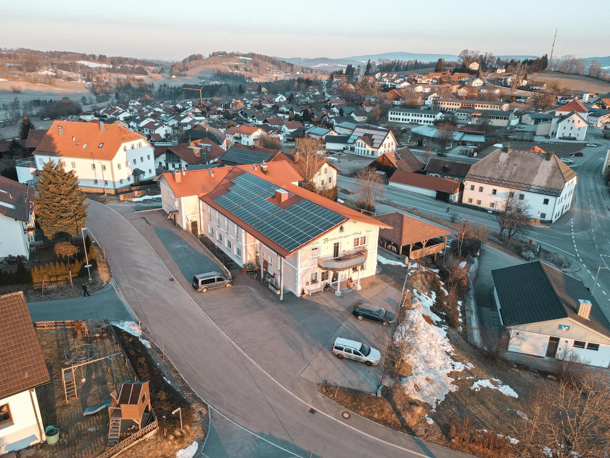 ברייטנברג Breitenberger Hof "Inklusive Fruehstueck" מראה חיצוני תמונה